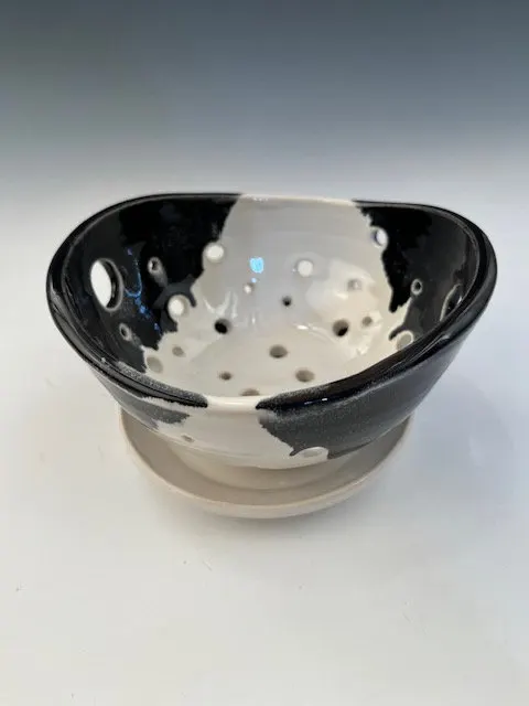 Black and white pierced stoneware berry bowl